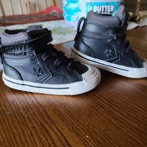Converse high tops size 7